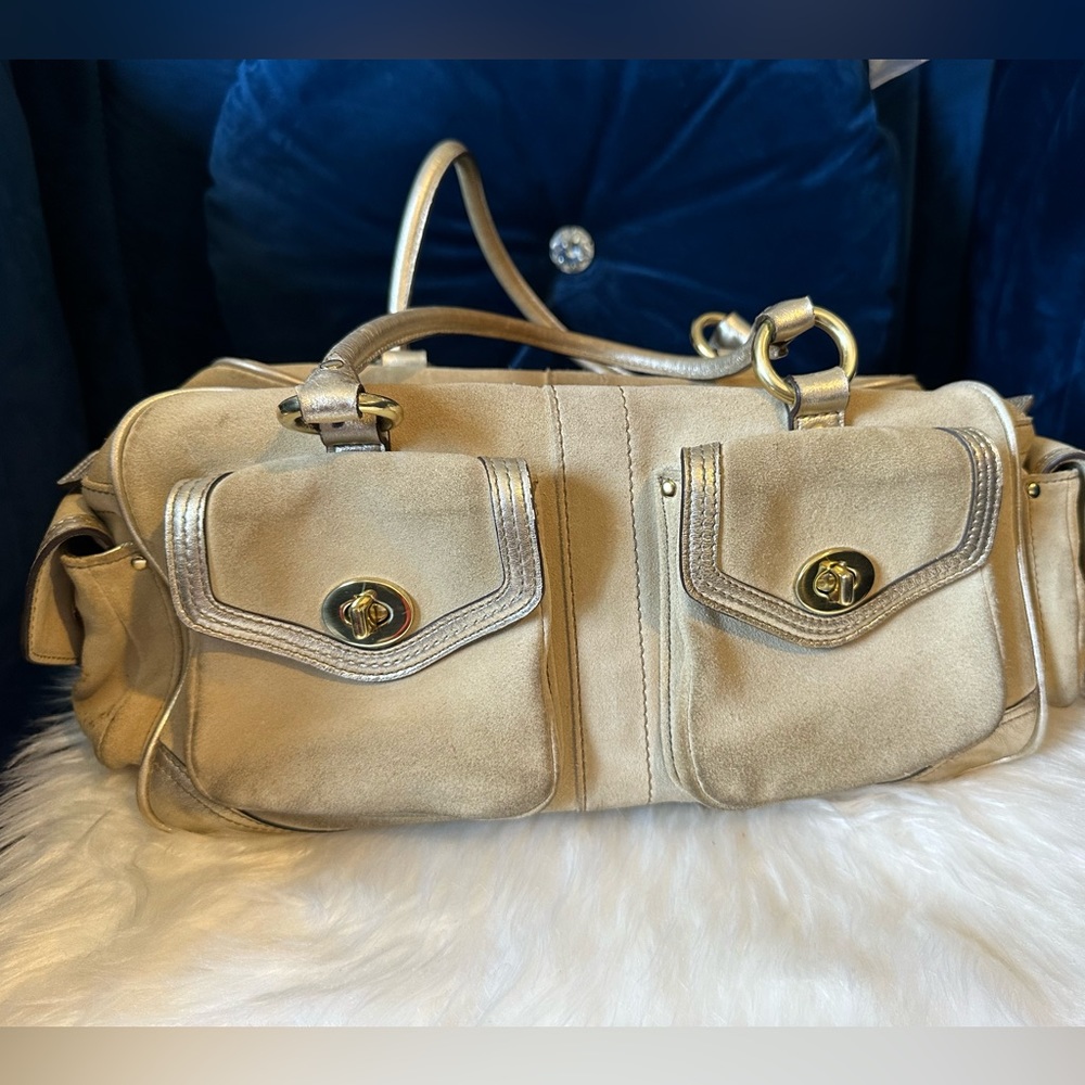 Coach Hamptons Biscotti Suede legacy pocket